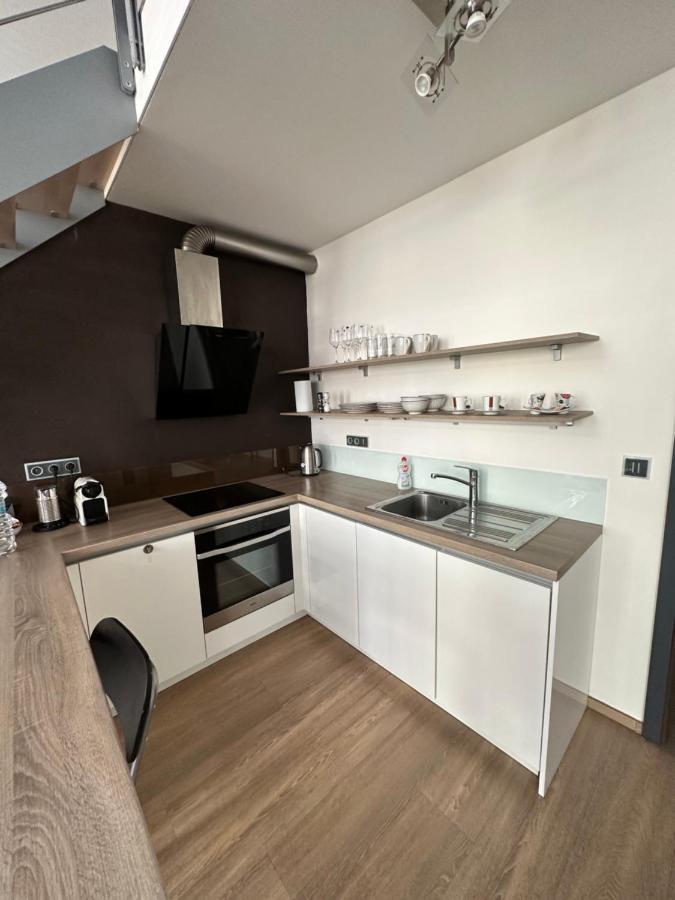Apartments Palmovka Prague Luaran gambar