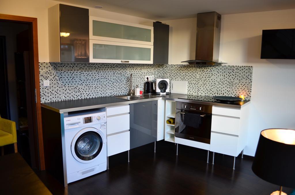 Apartments Palmovka Prague Luaran gambar
